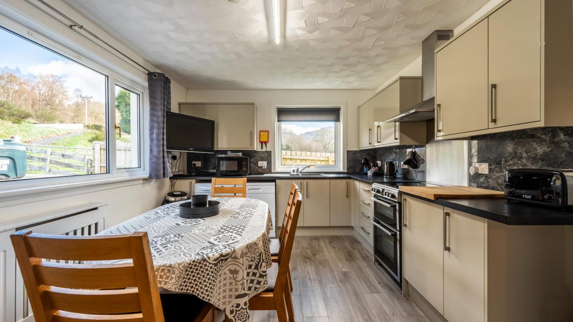 Loch Ness Cottage Форт-Огастус Екстер'єр фото