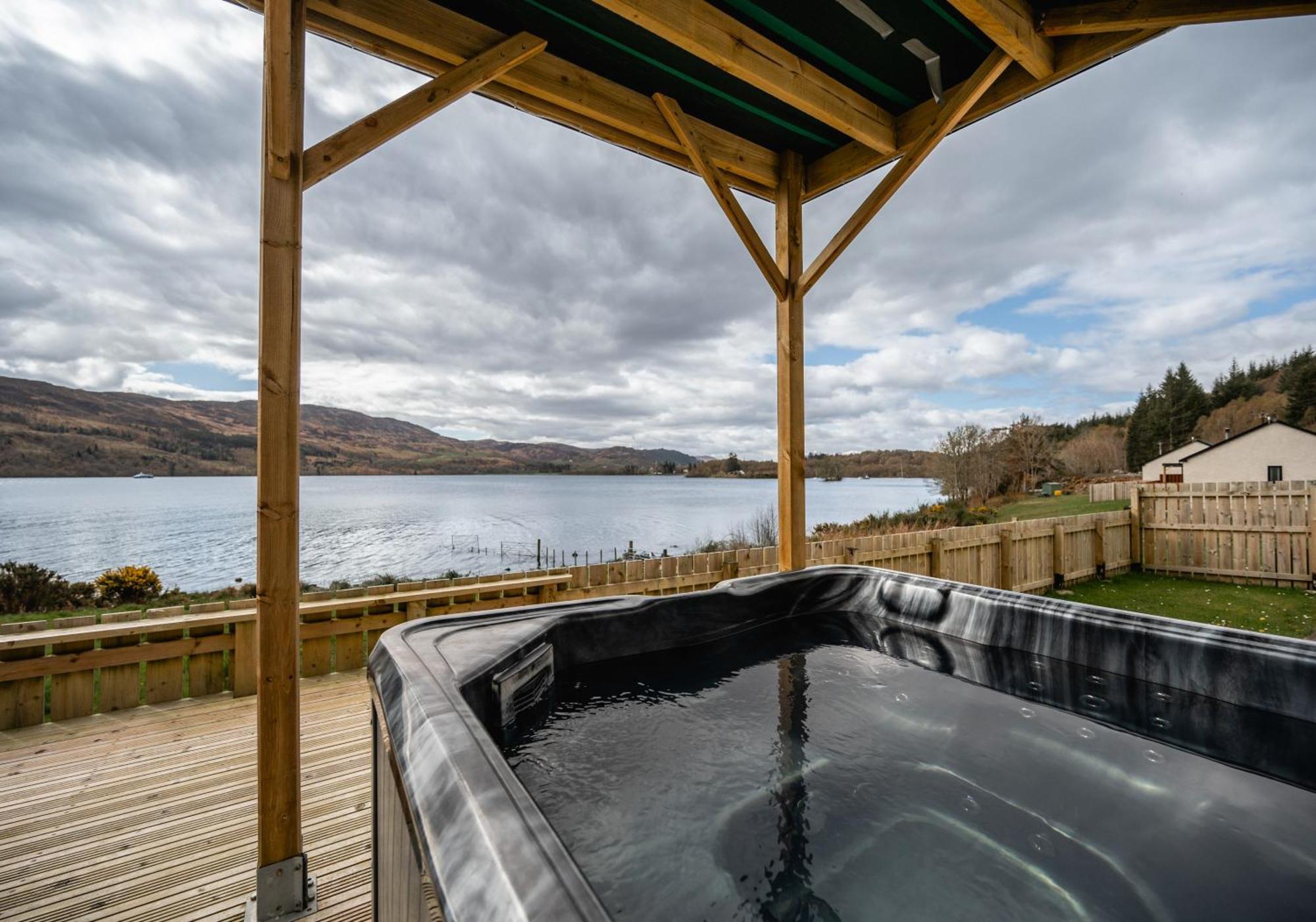 Loch Ness Cottage Форт-Огастус Екстер'єр фото